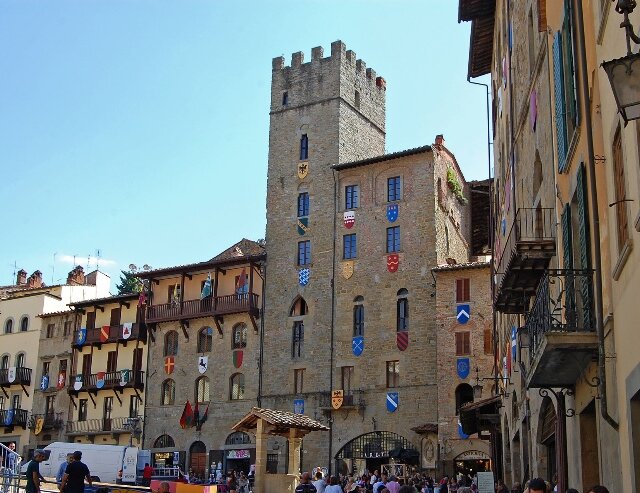 Giostra del Saracino(サラセン人の馬上槍試合)について
