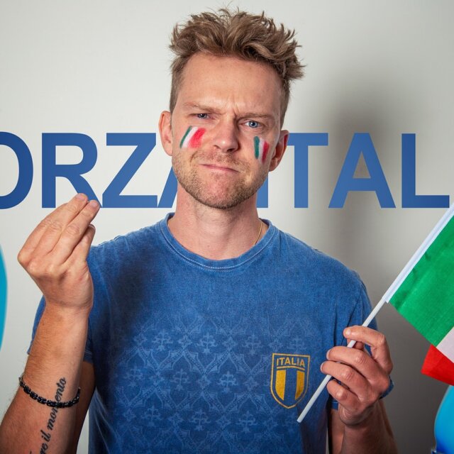 手は口ほどにモノを言う？ミラノ・コルティナ開会式で話題のイタリアンジェスチャー
